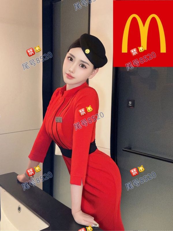 徐汇🦜四川航空✈️短暂停留 兼职在飞乘务员 常年瑜伽健身 爱好/茶艺 高尔夫 • 身体柔软解锁更多姿势 温柔如初恋 •服务意识强 兼职体验生活 為love而sex •空乘身份关系 照片请勿公开发布 • 空姐首次兼职D.胸大皮肤白171+ 体贴温柔，配合度超高 一半新疆血统 2094